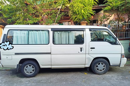 2nd Hand 2013 Nissan NV350 Urvan Standard Plus 18-Seater