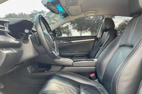 Used 2016 Honda Civic RS Turbo CVT