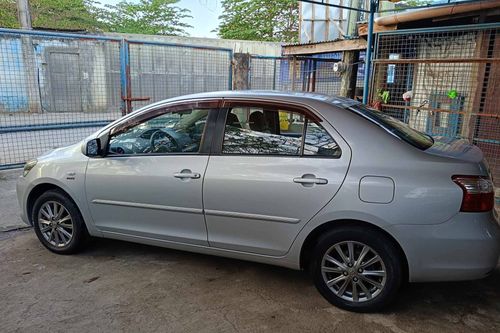 Old 2013 Toyota Vios 1.3L AT