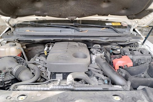 Old 2015 Ford Ranger Wildtrak 3.2L 4x4 AT