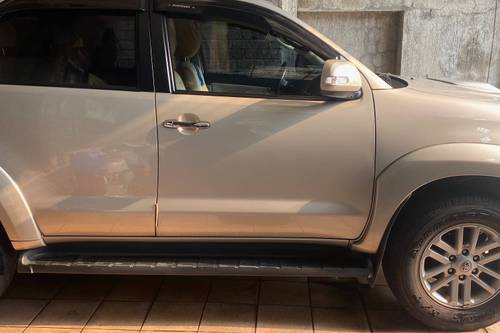 Used 2014 Toyota Fortuner 2.4 G Diesel 4x2 AT