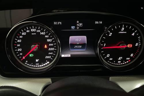 Used 2018 Mercedes-Benz E220d 2.2 L AT