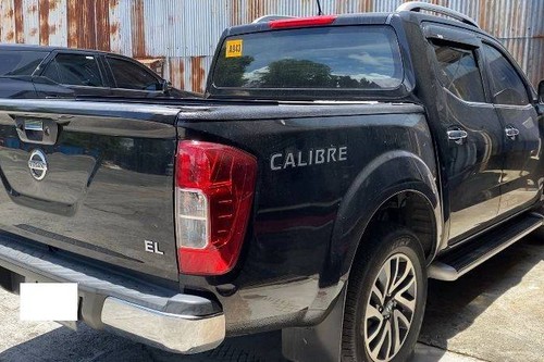 Old 2018 Nissan Navara 2.5L 4x2 EL 6MT Calibre