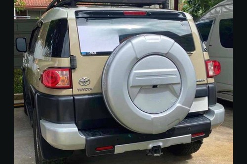 Second hand 2016 Toyota FJ Cruiser 4.0L V6 