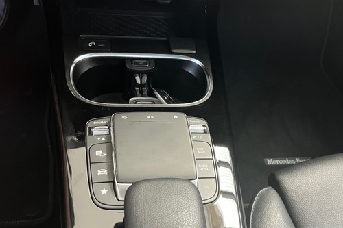 Second hand 2020 Mercedes-Benz CLA-Class 180 Progressive 
