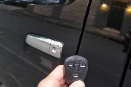 Old 2017 Toyota Hiace 3.0 Super Grandia AT