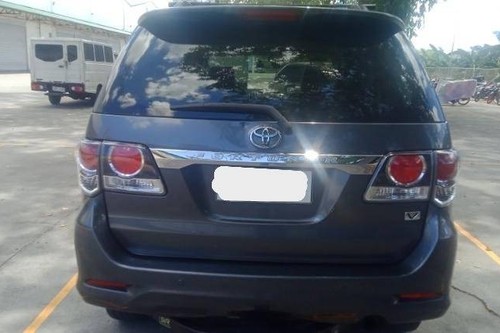 Used 2015 Toyota Fortuner 2.4 V Diesel 4x2 AT
