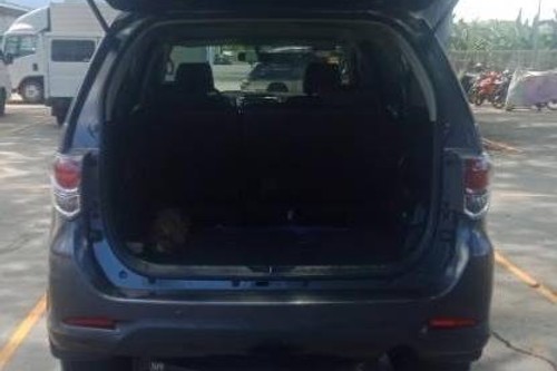 Second hand 2015 Toyota Fortuner 2.4 V Diesel 4x2 AT 