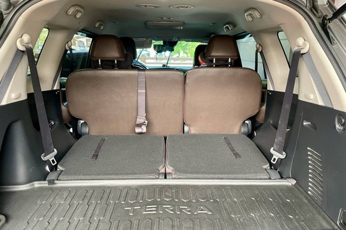 Second hand 2020 Nissan Terra 2.5L 4x2 VL AT 