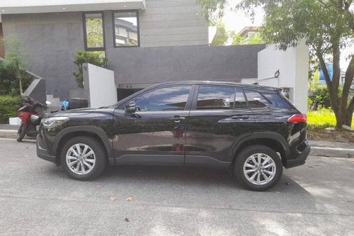 Old 2023 Toyota Corolla Cross 1.8 G