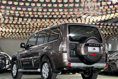 Old 2012 Mitsubishi Pajero GLS 3.8 V6 Gas 4WD AT