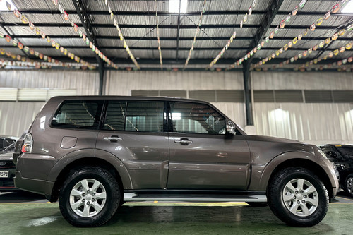 Used 2012 Mitsubishi Pajero GLS 3.8 V6 Gas 4WD AT