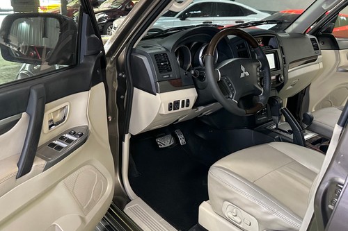 Used 2012 Mitsubishi Pajero GLS 3.8 V6 Gas 4WD AT