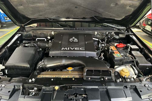 Used 2012 Mitsubishi Pajero GLS 3.8 V6 Gas 4WD AT