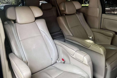 Used 2011 Toyota Alphard 3.5 Gas AT