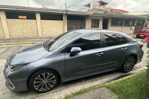 Second hand 2020 Toyota Corolla Altis 1.6 V CVT 