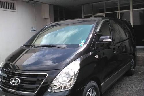 Used 2017 Hyundai Grand Starex