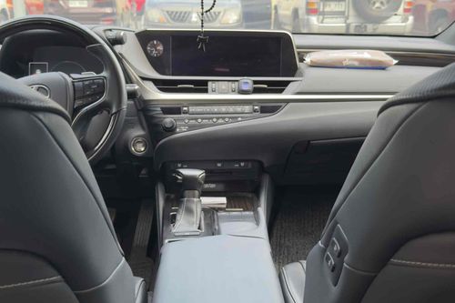 2nd Hand 2018 Lexus ES 350