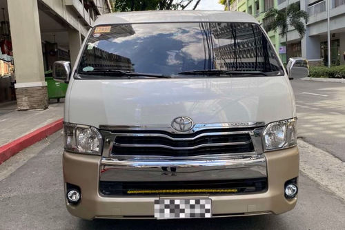 Second hand 2016 Toyota Hiace 3.0 Super Grandia AT 