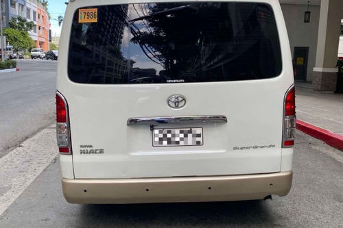 2nd Hand 2016 Toyota Hiace 3.0 Super Grandia AT