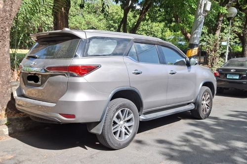 Old 2017 Toyota Fortuner 2.4 V AT