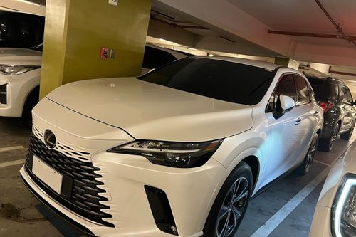 Second hand 2023 Lexus RX 350h Executive 