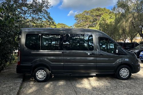 Second hand 2020 Ford Transit 2.2L 4x2 MT 