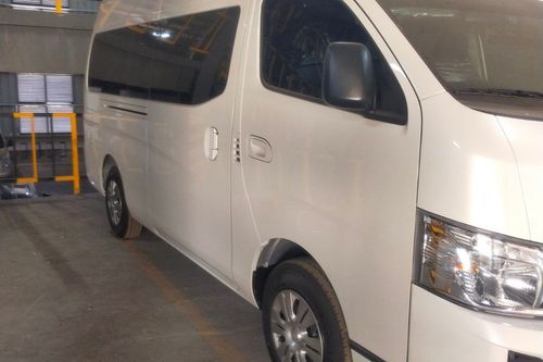 Old 2026 Nissan NV350 Urvan Premium A/T 15-Seater