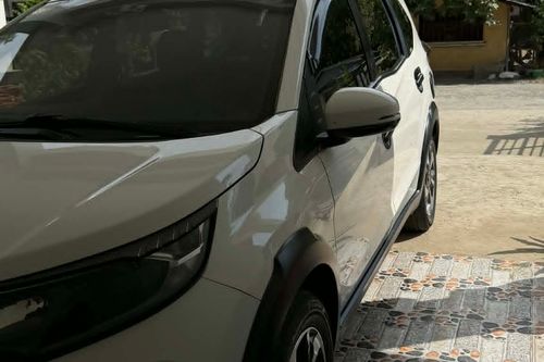 Second hand 2018 Honda BR-V 1.5L S CVT 