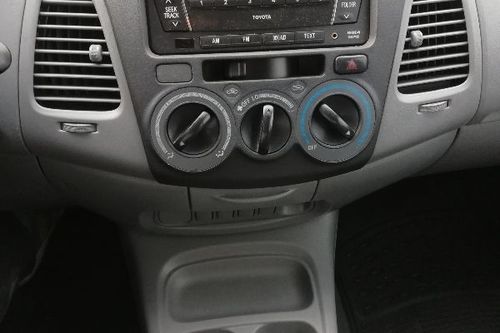 Used 2009 Toyota Innova 2.5L E AT