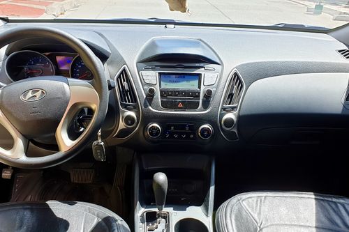 Old 2013 Hyundai Tucson 2.0 CRDi GLS 8AT 2WD (Dsl)