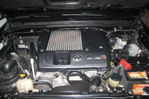 Used 2014 Toyota Fortuner 2.4 V Diesel 4x2 AT