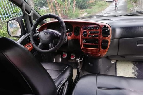 Used 2002 Hyundai Starex 2.5L SVX MT