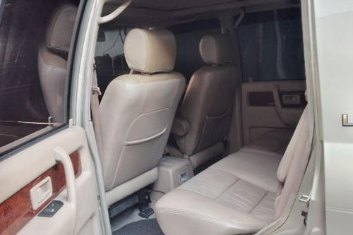 Second hand 2003 Isuzu Trooper 3.0 AT RWD 