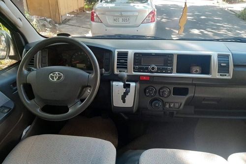 Used 2018 Toyota Hiace GL Grandia 3.0 A/T 2-Tone