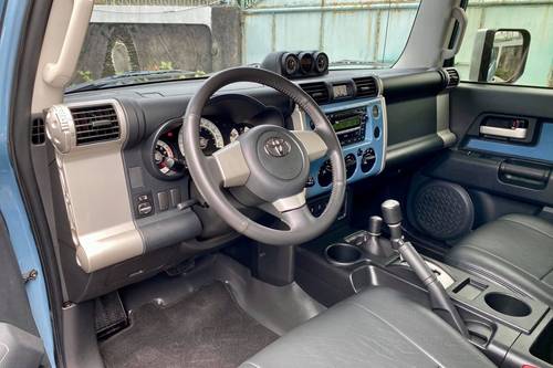 Used 2014 Toyota FJ Cruiser 4.0L AT