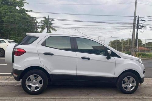 Second hand 2017 Ford Ecosport 1.5 L Ambiente MT 