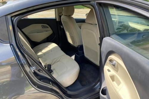 Old 2015 Kia Rio Hatchback 1.4 EX AT