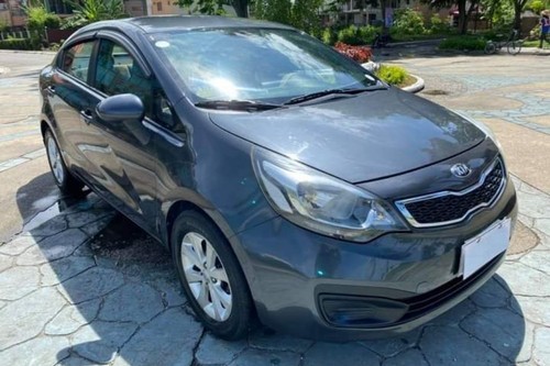 Second hand 2015 Kia Rio Hatchback 1.4 EX AT 