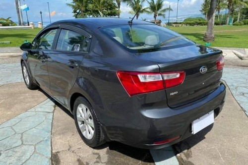 Used 2015 Kia Rio Hatchback 1.4 EX AT