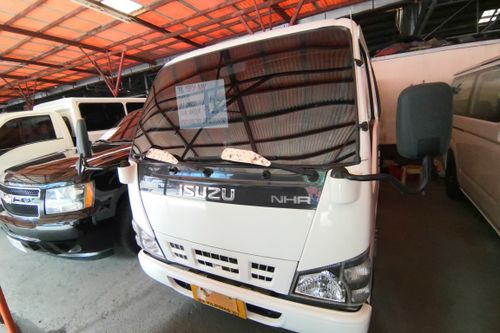 Old 2016 Isuzu I-Van 2.8L