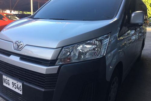 Second hand 2020 Toyota Hiace Commuter Deluxe 