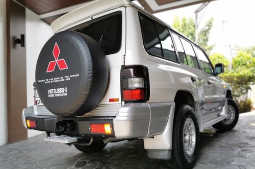 2nd Hand 2006 Mitsubishi Pajero 2.8L Field Master Limited Edition AT`