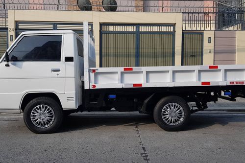 Second hand 1995 Mitsubishi L300 2.5L FB Deluxe MT 