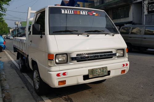 Old 1995 Mitsubishi L300 2.5L FB Deluxe MT