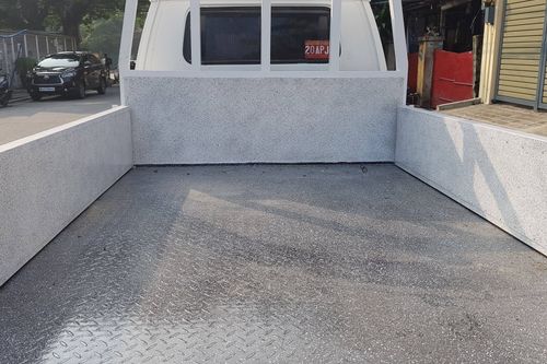 Used 1995 Mitsubishi L300 2.5L FB Deluxe MT