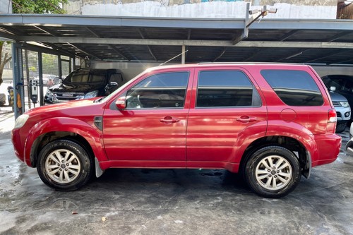 2nd Hand 2011 Ford Escape 2.3L XLT AT FWD