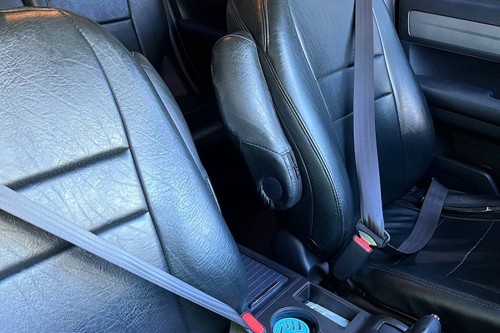 Second hand 2011 Honda CR-V 2.0 V MT 