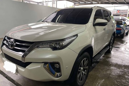 Second hand 2018 Toyota Fortuner 2.8 V Diesel 4x4 AT 
