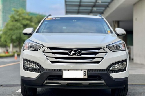Second hand 2014 Hyundai Santa Fe 2.2 CRDi GLS 8A/T 2WD (Dsl) 